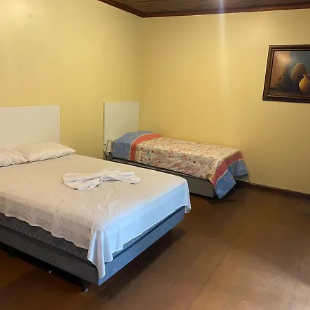 Suites Aconchego Do Centro - Localizado No Centro Canela Exterior foto