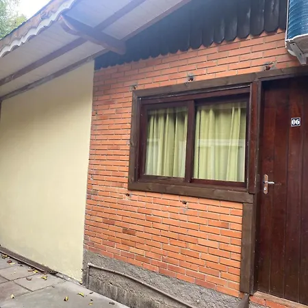 Suites Aconchego Do Centro - Localizado No Centro Canela Exterior foto